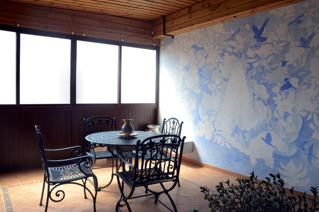 Alojamiento Tartessos Guest House Villamanrique De La Condesa Ngoại thất bức ảnh